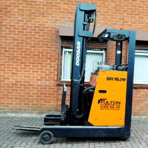 Doosan reach truck